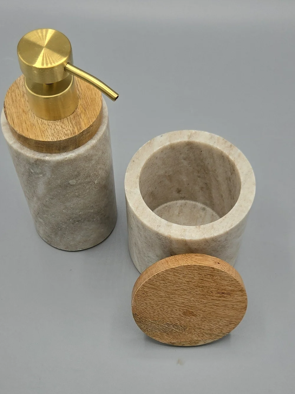 Kassatex Beige Marble and Wood Bath Set with Gold Pump
